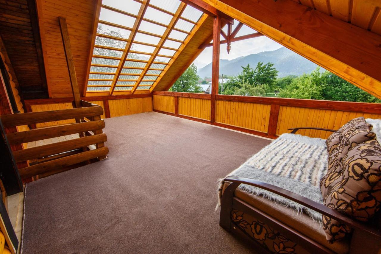 Хата Різьбяра Villa Byalobereska Exteriör bild