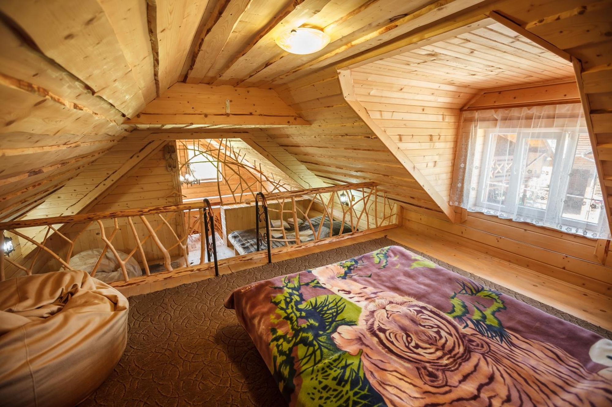 Хата Різьбяра Villa Byalobereska Rum bild